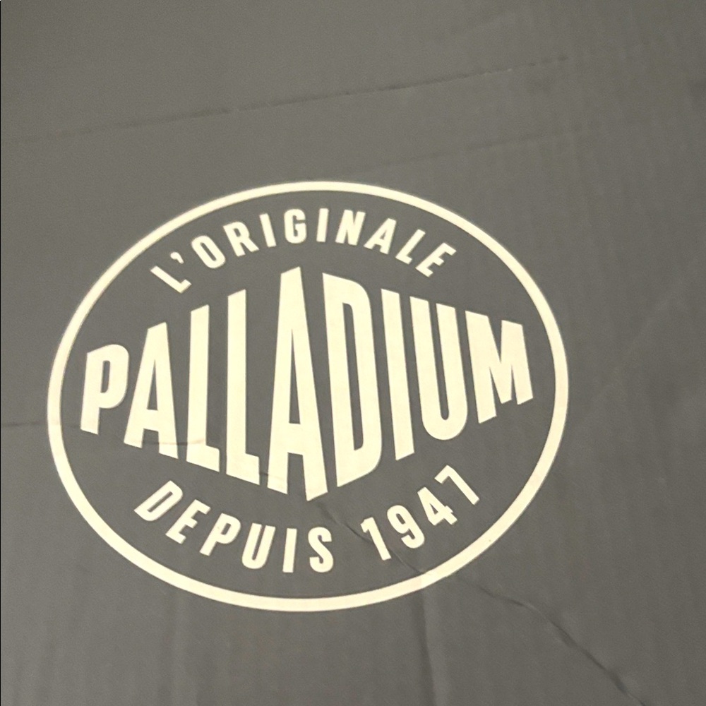 Palladium Woman’s Revolt HI Tx Platform Shoes Star White Black Chunky Heel.